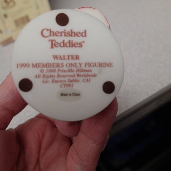 Cherished Teddies Walter 1999 Members Only Figurine - Picture 2 of 7
